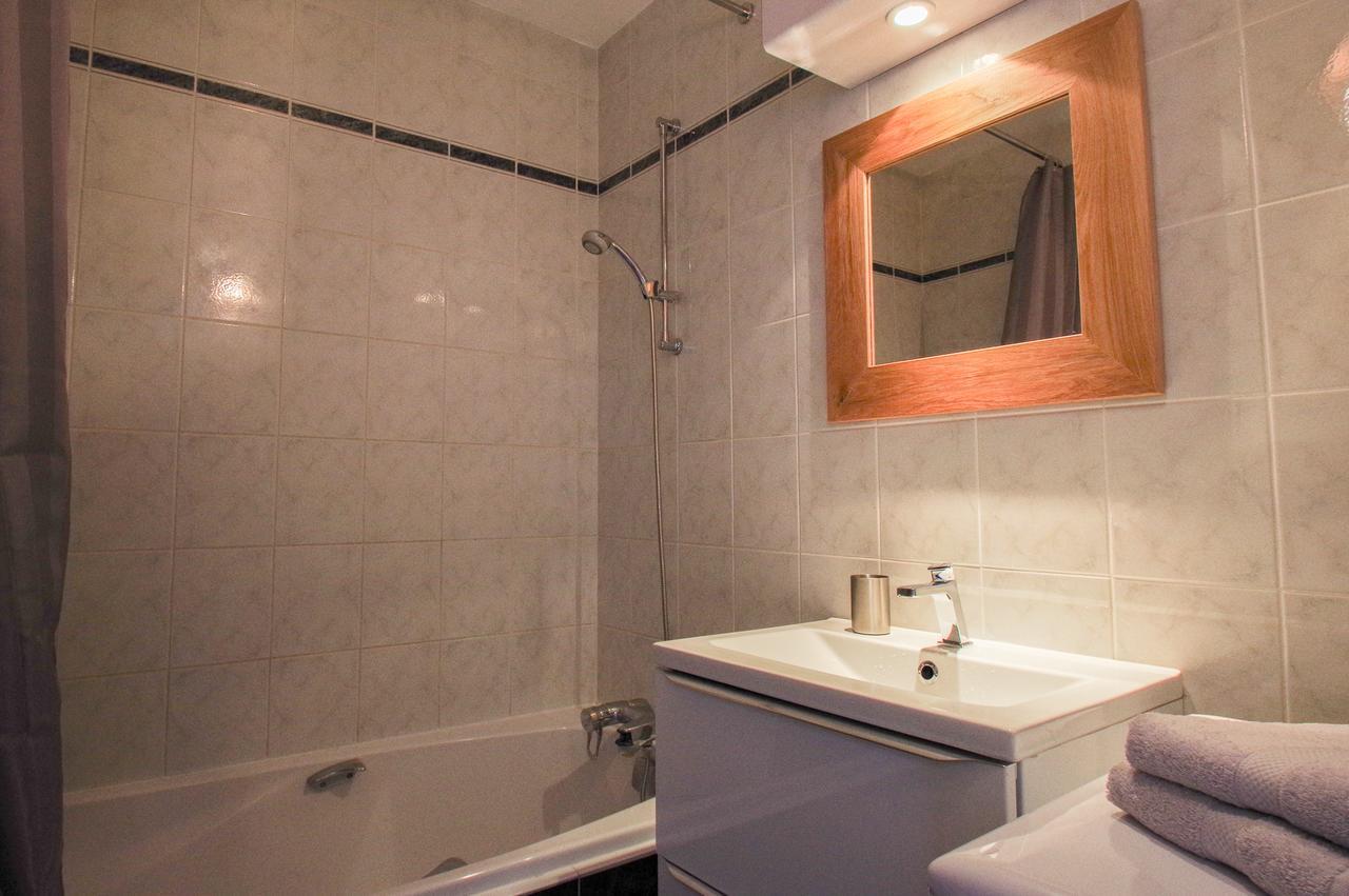 Castellane - 40 M2 Avec Balcon Et Parking Apartment Toulouse Bagian luar foto